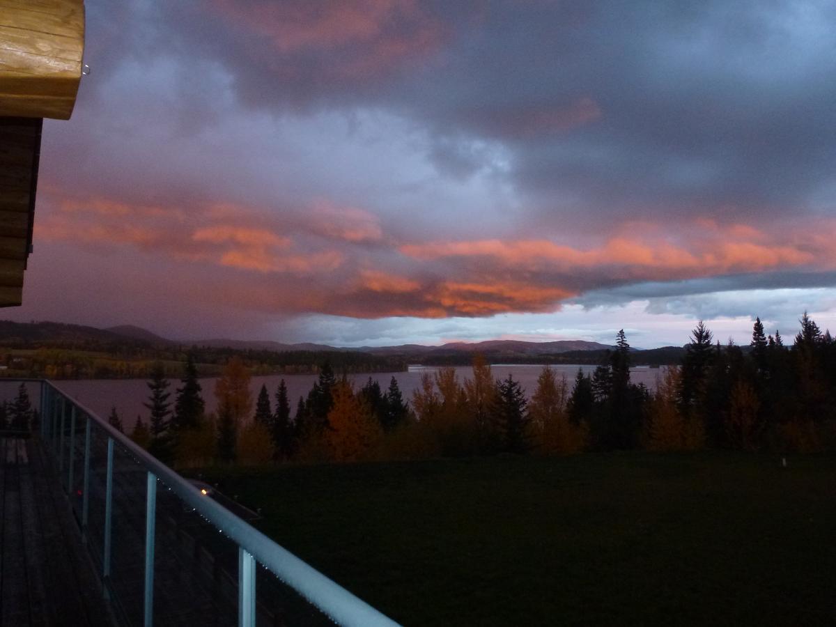 Little Black Bear Lodge/B&B Bridge Lake Esterno foto