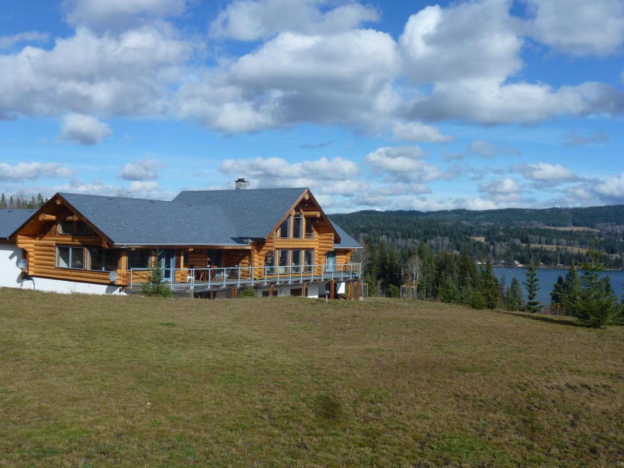 Little Black Bear Lodge/B&B Bridge Lake Esterno foto