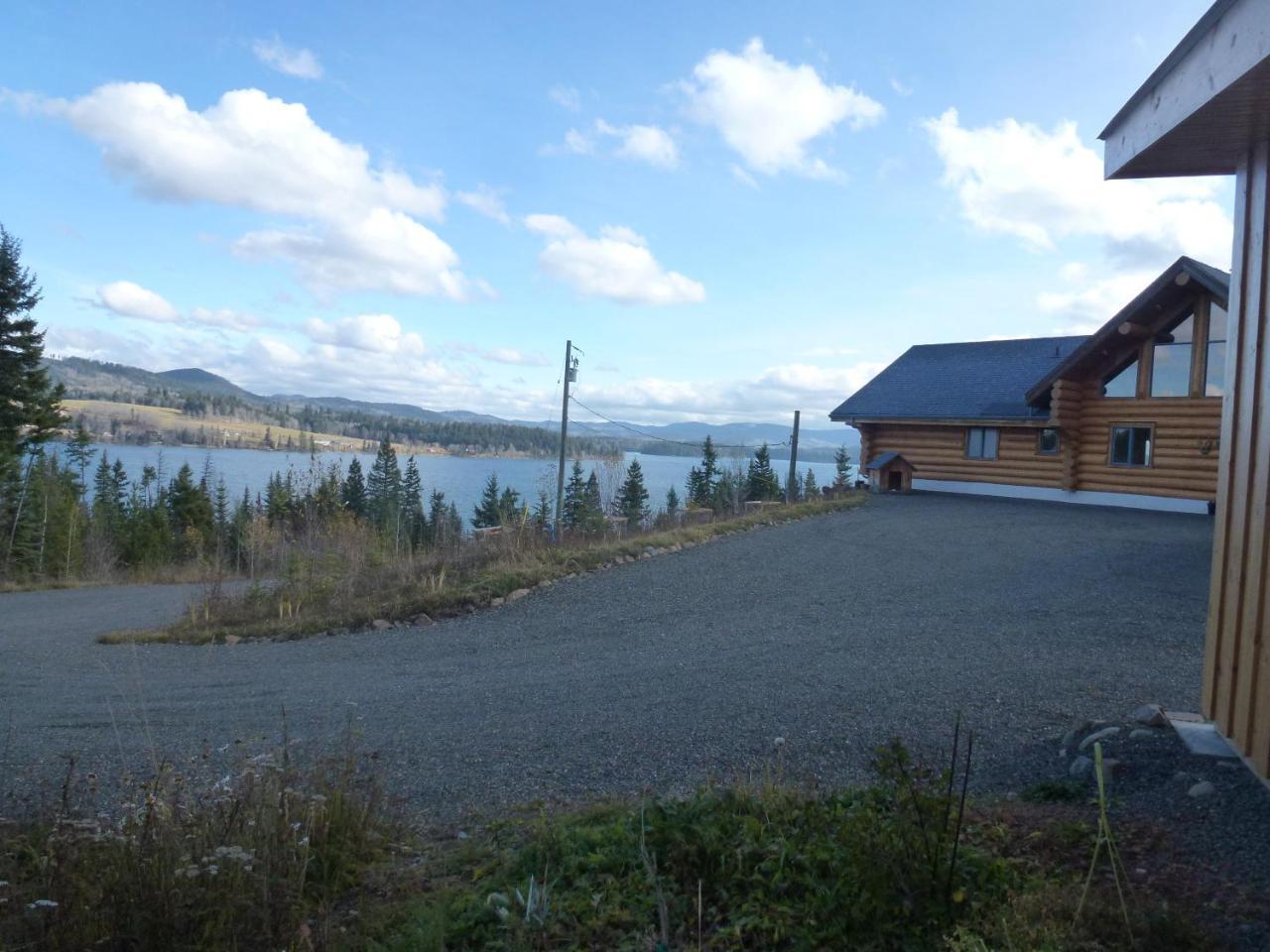 Little Black Bear Lodge/B&B Bridge Lake Esterno foto